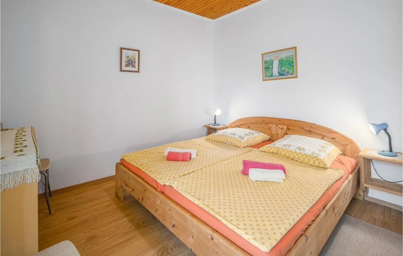 Beautiful Apartment In Porec With Wifi 0*,  Hırvatistan